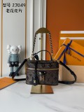 B1P46E37 Popular leather bag