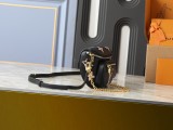 B1P46E71 Popular leather bag