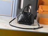 B1P46E87 Popular leather bag