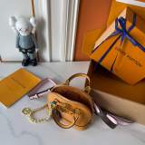 B1P46E95 Popular leather bag
