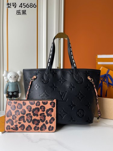 B1P46E93 Popular leather bag