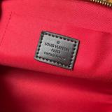B1P46E95 Popular leather bag