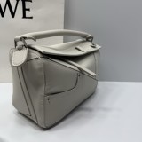 B1R46A11 Popular leather bag