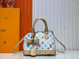B1P46E104 Popular leather bag