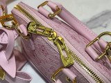 B1P46E106 Popular leather bag