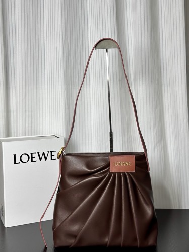 B1R46A8 Popular leather bag