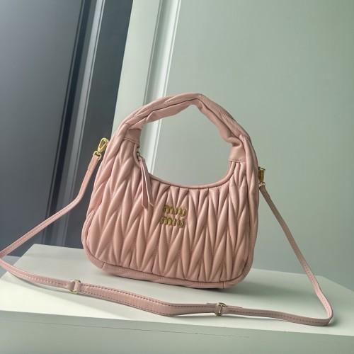 B1P46A122 Popular leather bag（29x24x10cm）