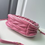 B1P46A118 Popular leather bag