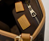 B1P46E111 Popular leather bag