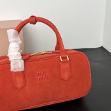 B1P46A153 Popular leather bags