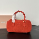 B1P46A153 Popular leather bags