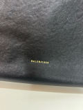 B1P46J147 Popular leather bags