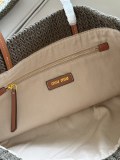 B1P46A162 Popular woven bags