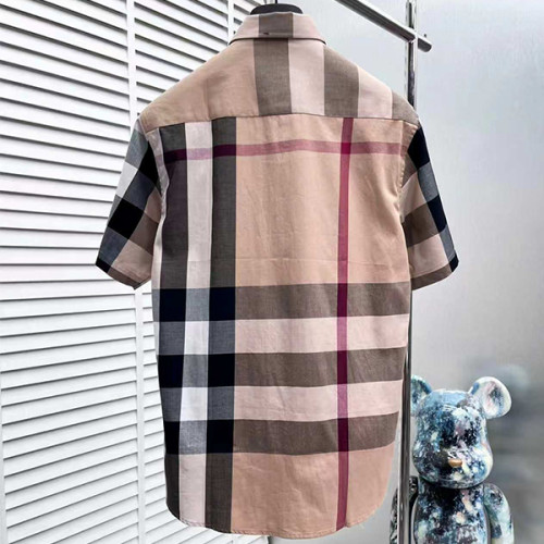 U1N46R14 Popular T-shirts