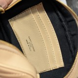 B1R46SL5  Popular leather bags