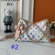 B1W35E96 Popular leather bag