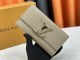 B1X104E74 Popular   leather wallets with package
