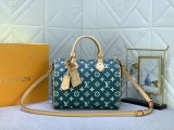 B12X44E268 Popular  leather bag 