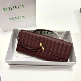 B1X44A380 Popular  leather bag 