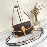 B12X73E28 Popular leather bag 