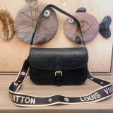 B12X73E28 Popular leather bag 