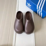 Z14A191 Popular sandals