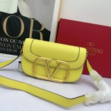 B5X111VL45 Popular  leather bag 