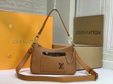 B1X43E52 Popular  leather bag 