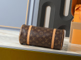 B1N56E21 Popular leather bag