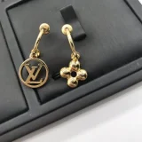 1XE599X  Popular   Earrings Bracelets Necklaces