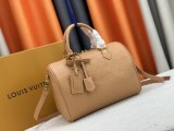 B1X56E29 Popular leather bag