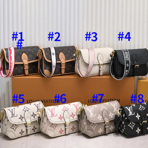 B1P36E40 Popular leather bag