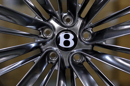 Bentley Bentayga FORGED wheels 21 inch