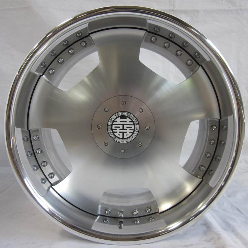 Aftermarket Custom Forged 3-piece wheels 18x12J Silver Center Polish Rim
