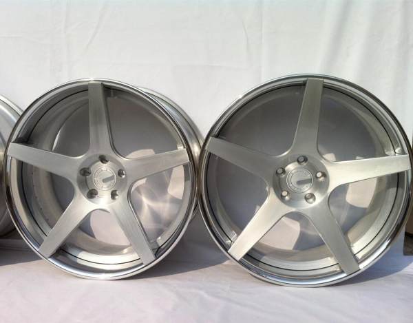 Aftermarket Custom Forged 3-piece wheels Silver Brush Center Polish Rim