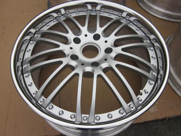Aftermarket Custom Forged 3-piece wheels Silver Center Polish Rim