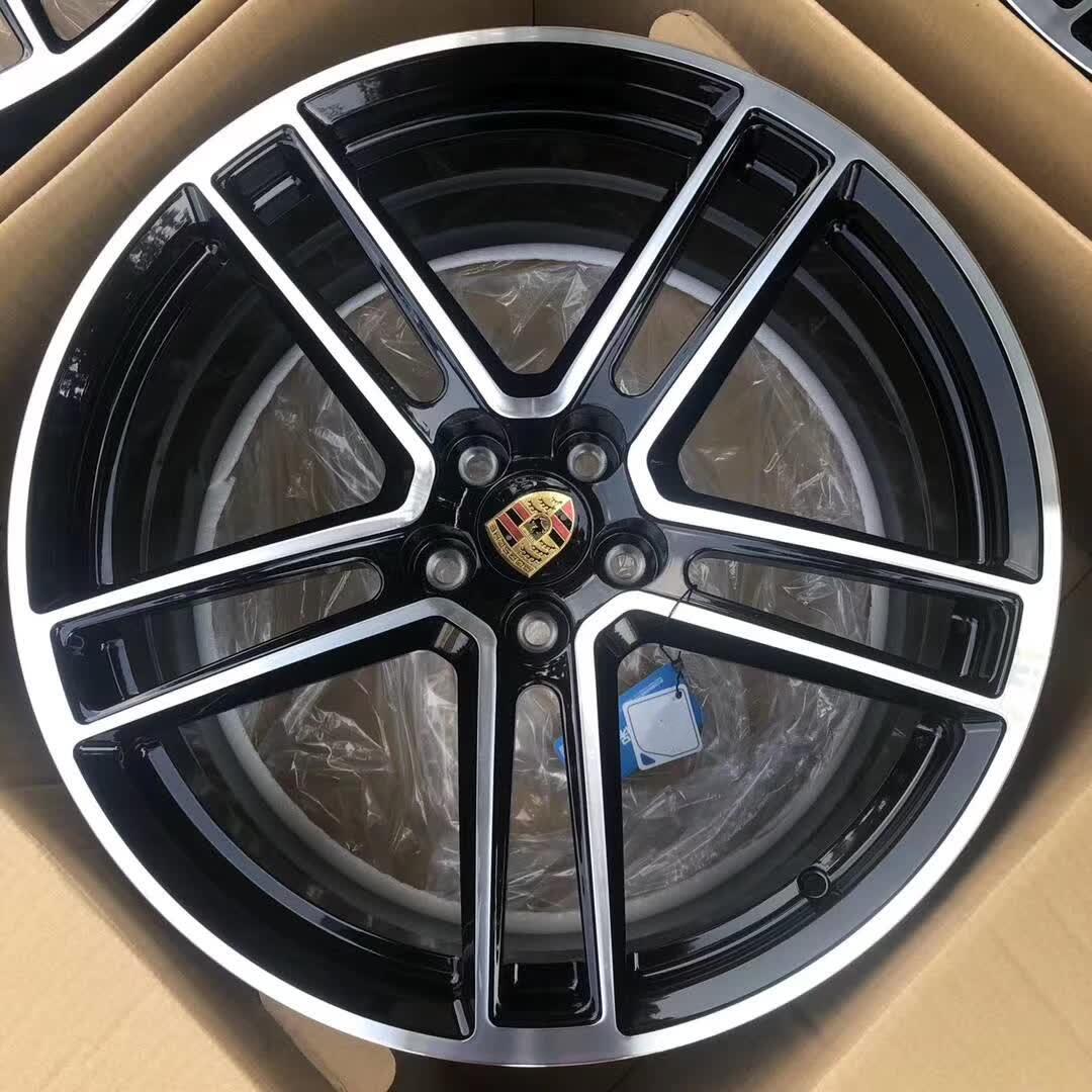 Porsche 911 21 inch wheels