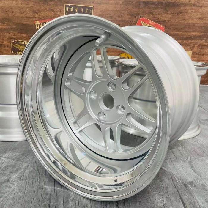 Deep Dish Lightweight Design 16x11J Silver Center Polish Barrel Step Lip