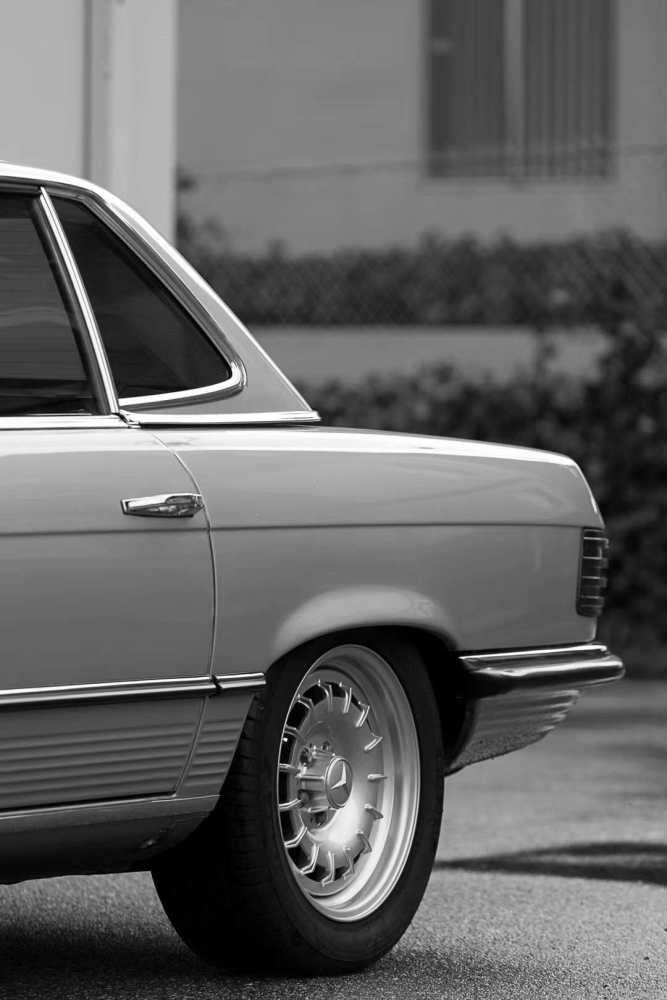 Mercedes Benz Classic Antique Car 16x8J The 3-Piece Wheel Has Undergone finite element analysis