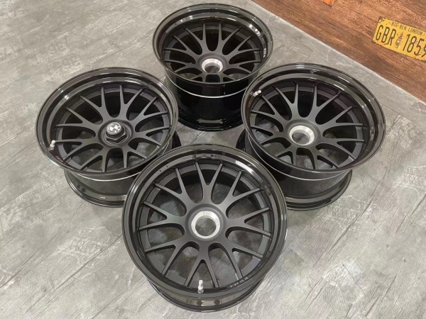 Three Piece Wheel With Central Lock Structure For BMW F33 All Black Deep Dish
