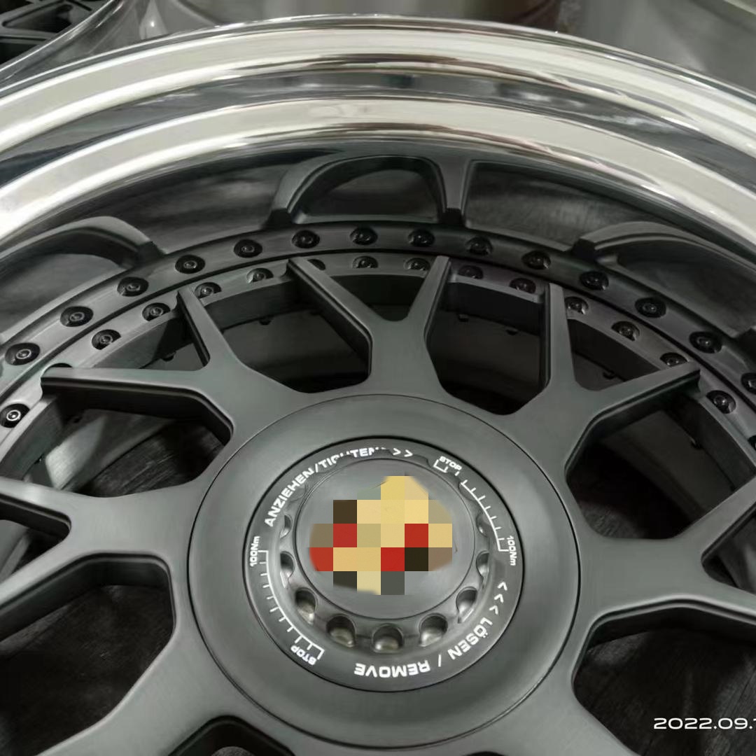 Porsche Classic Deep Dish Design 3-piece Wheels False Center Lock 16 inch