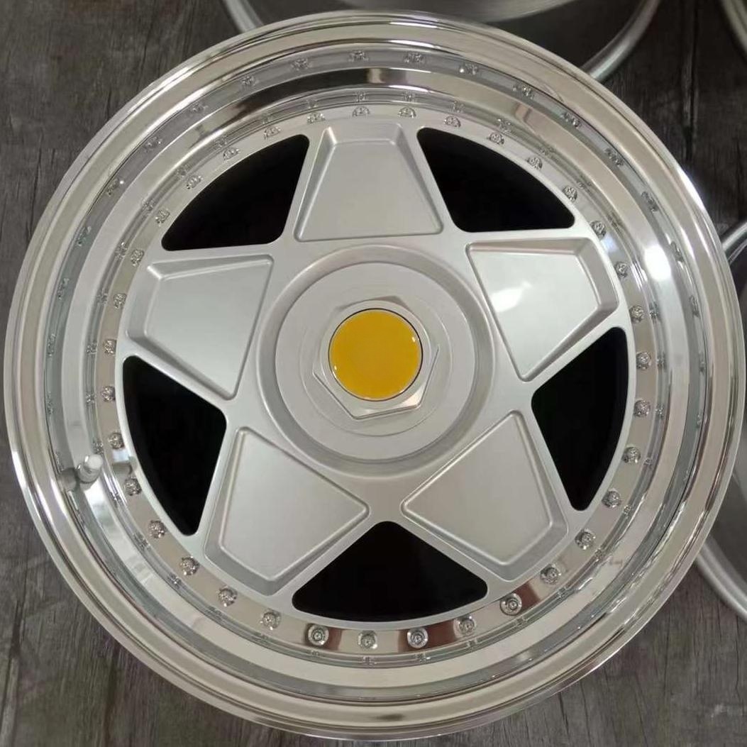 Replica Ferrari Classic Pentagram Design 3-piece Wheels Center Bright Silver