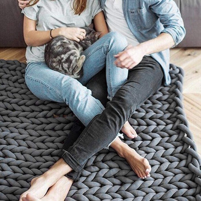 チャンキーニット 1000g 春夏 秋冬 兼用 高品質 ポリエステル 幅約2.5CM チャンキーニットヤーン ブランケット ニットヤーン ウール 極太毛糸 毛糸 手芸 編み物 太い 極太 チャンキーヤーン SNS マンドゥバッグ