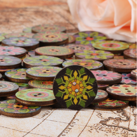 100 Pcs Colorful Wooden Sewing Buttons