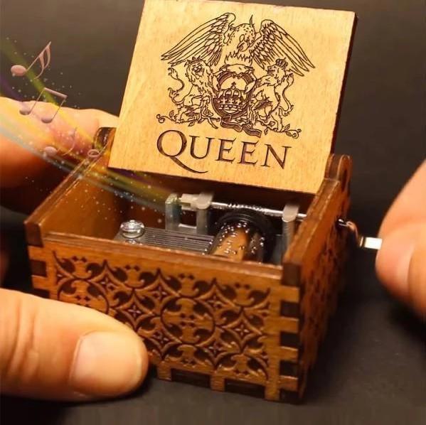 Queen Hand Shake Music Box