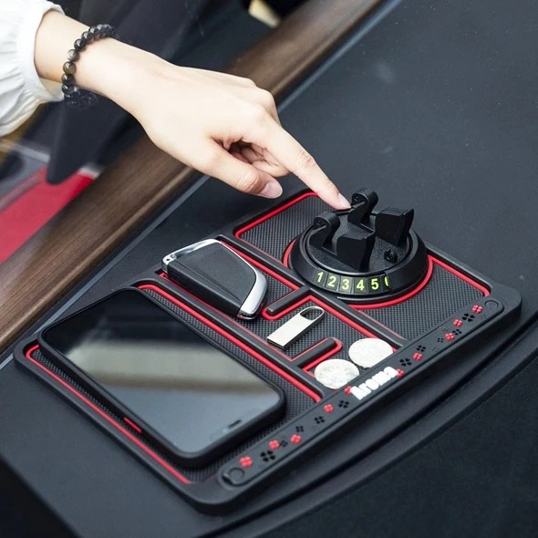 🎁NON-SLIP phone pad for 4-in-1 car