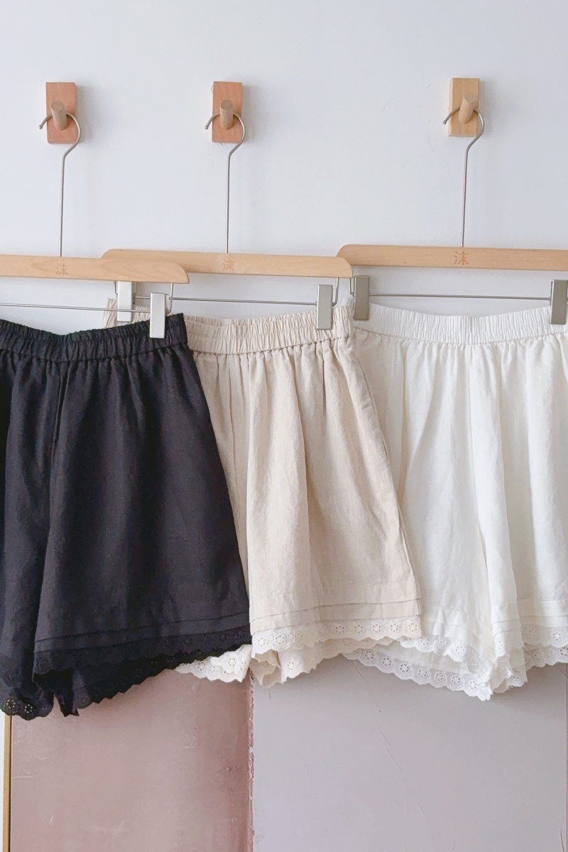 Nature Artsy Loose Shorts White Mori Kei Fashion