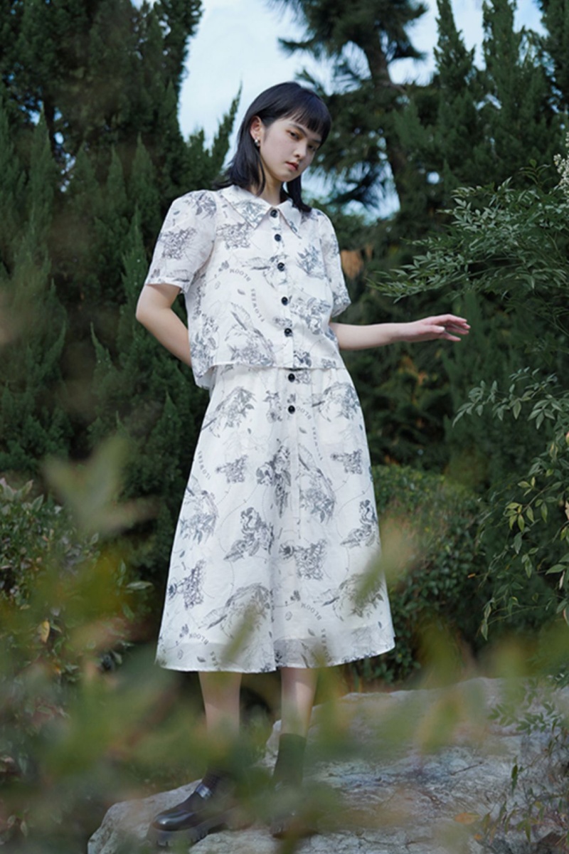 Mori Kei Wild Romantic Retro Printed Blouse and Skirt