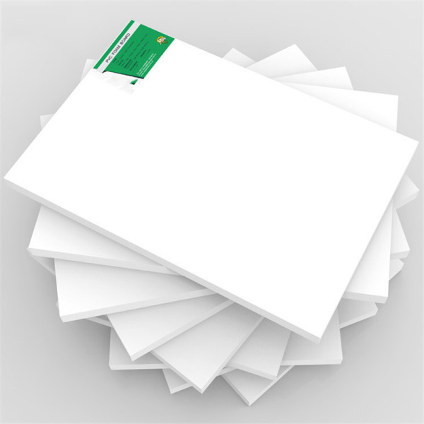 1220 * 2440 * 30mm White PVC Form Board for Advertising