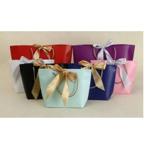Custom hair Paper bag can hold 4-5 bundles
